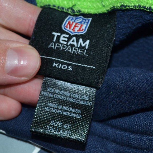 NFL Team Apparel Seattle Seahawks Toddler Hoodie Size 4T - Picture 2 of 3